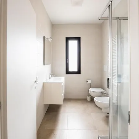 Green Residence Olbia アパートホテル オルビア
