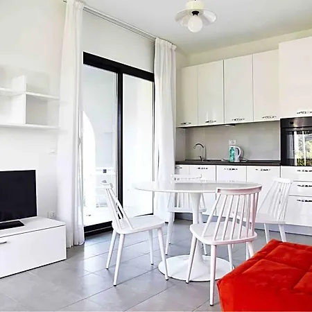 Green Residence Olbia オルビア